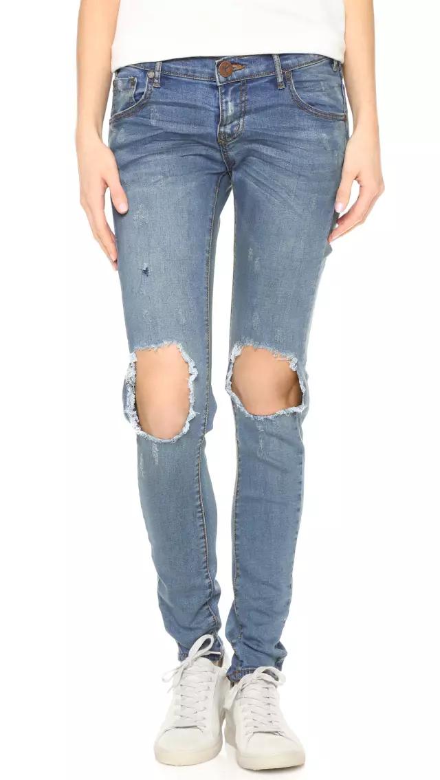 今年最潮弹力破洞微喇牛仔裤,潮流牛仔裤有哪些