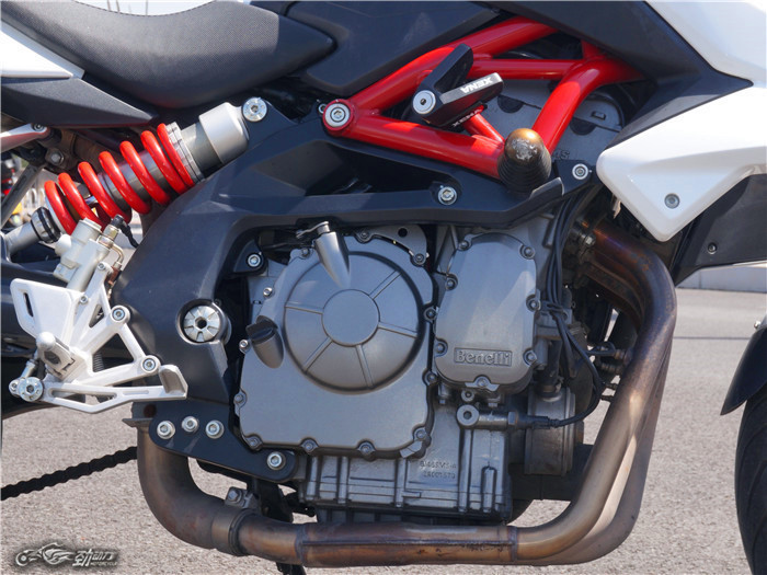 黄龙600巡航和春风650,春风nk650和黄龙600