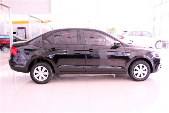 想给媳妇买一辆经济实惠的小车,二手车推荐1-2万女生开捷达