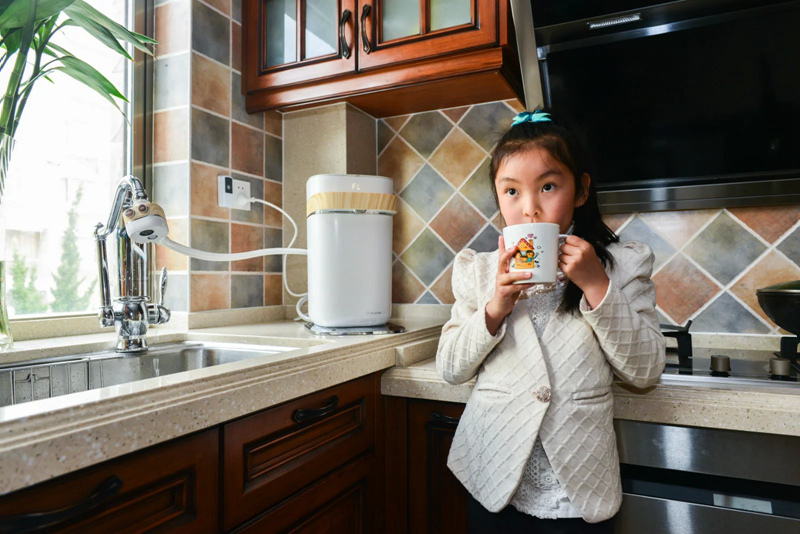 小米净水器直饮加热一体机测评,艾肯净水器和小米通用吗