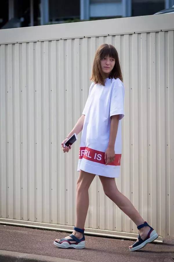 韩星潮鞋推荐,韩国最酷的夏天穿的凉鞋