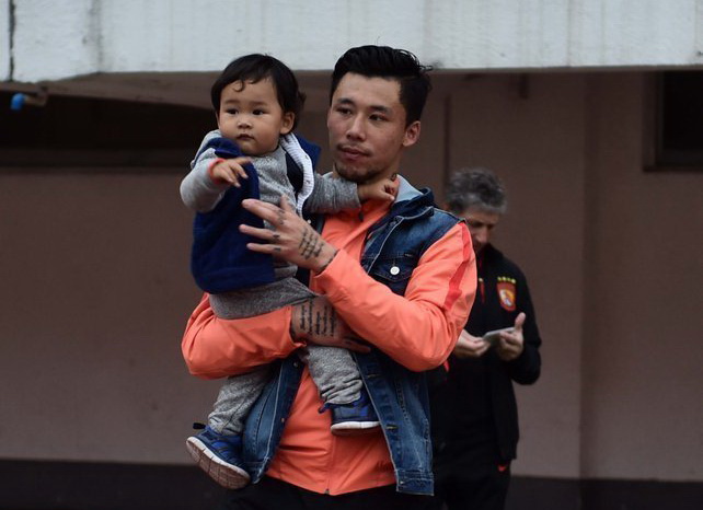 34岁加盟皇马,24岁加盟皇马