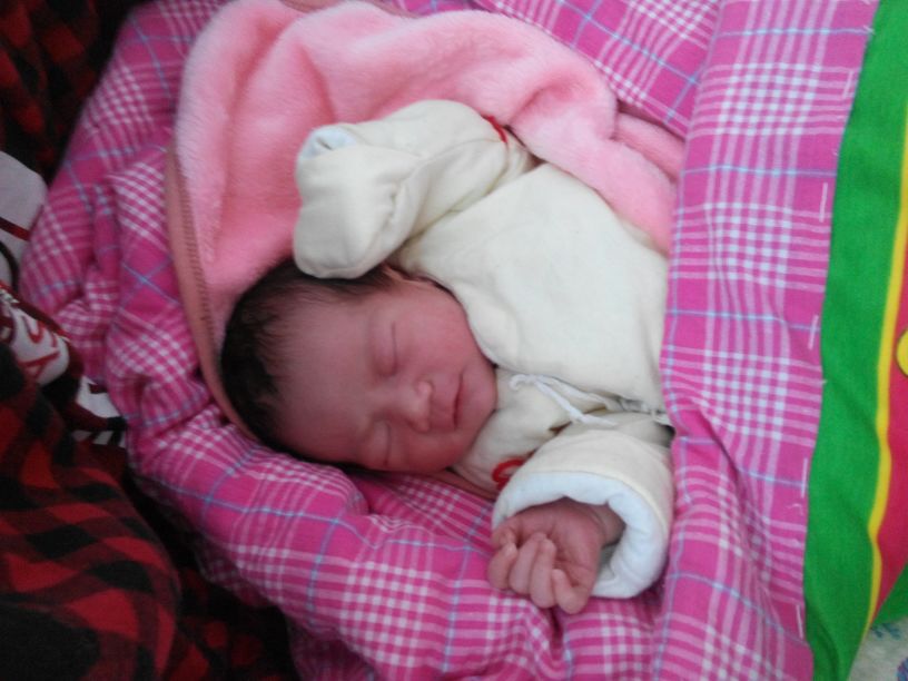 羊水偏少胎儿偏大能顺生吗,羊水偏少的胎儿