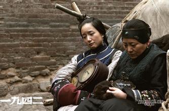 她16岁出道，19岁*款贷**养家，虽演技不俗，却一直不温不火