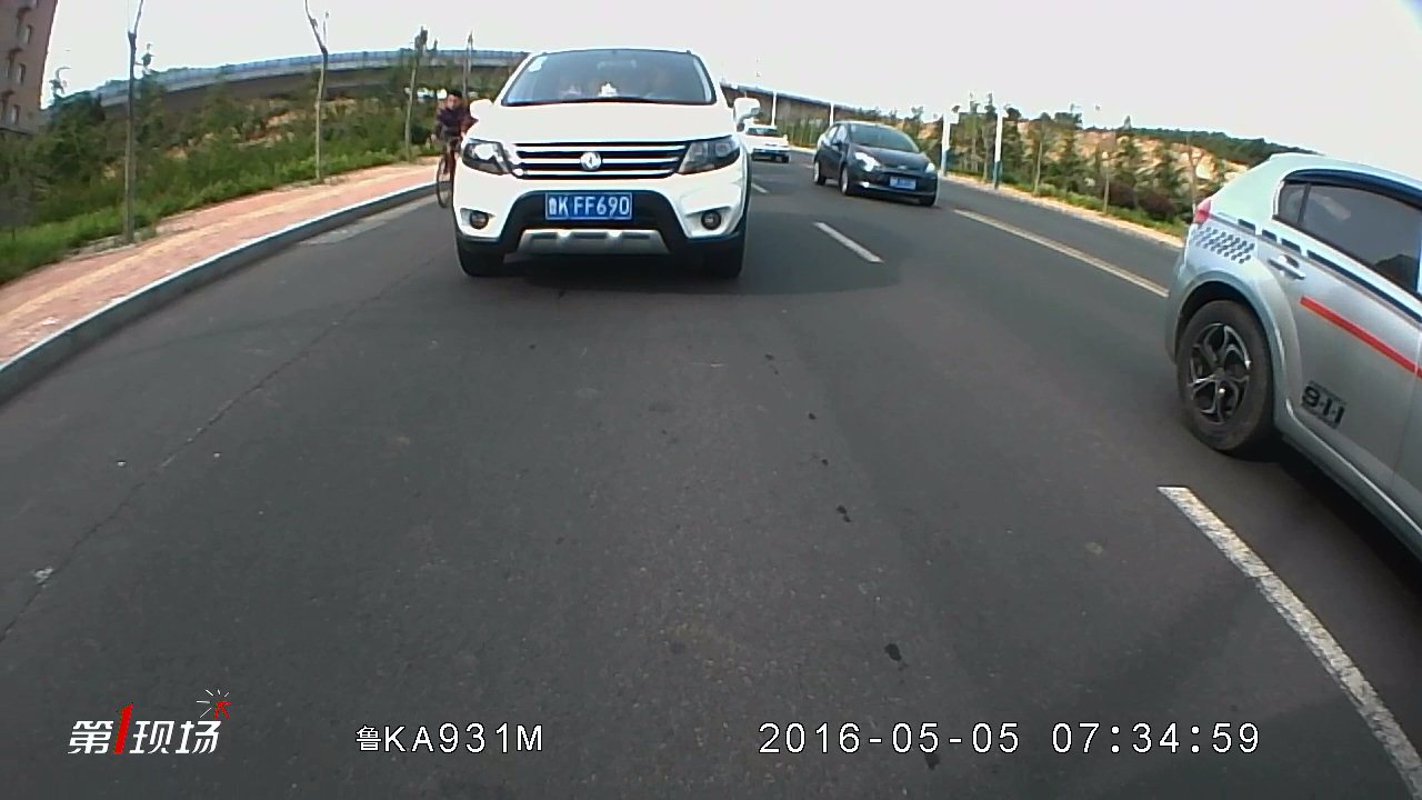 第一现场v9行车记录仪说明书,第一现场v9+行车记录仪怎么样