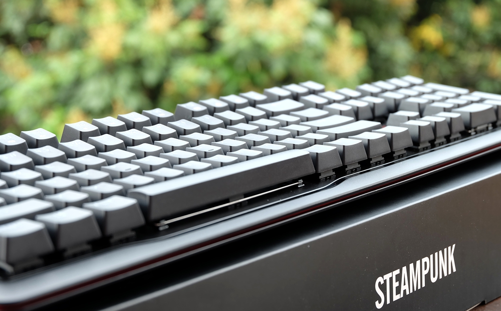 红与黑的冲撞,红与黑的碰撞国语版