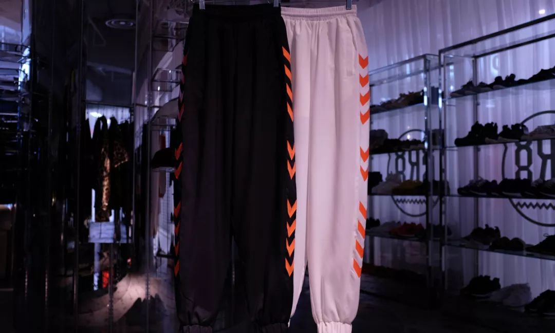 潮流｜424Fairfax赶山足球大势？携手hummel构造主题系列