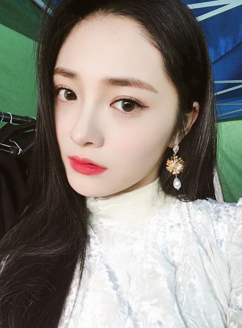 张艺兴告诉你努力的样子,张艺兴的座右铭是越努力越幸运吗