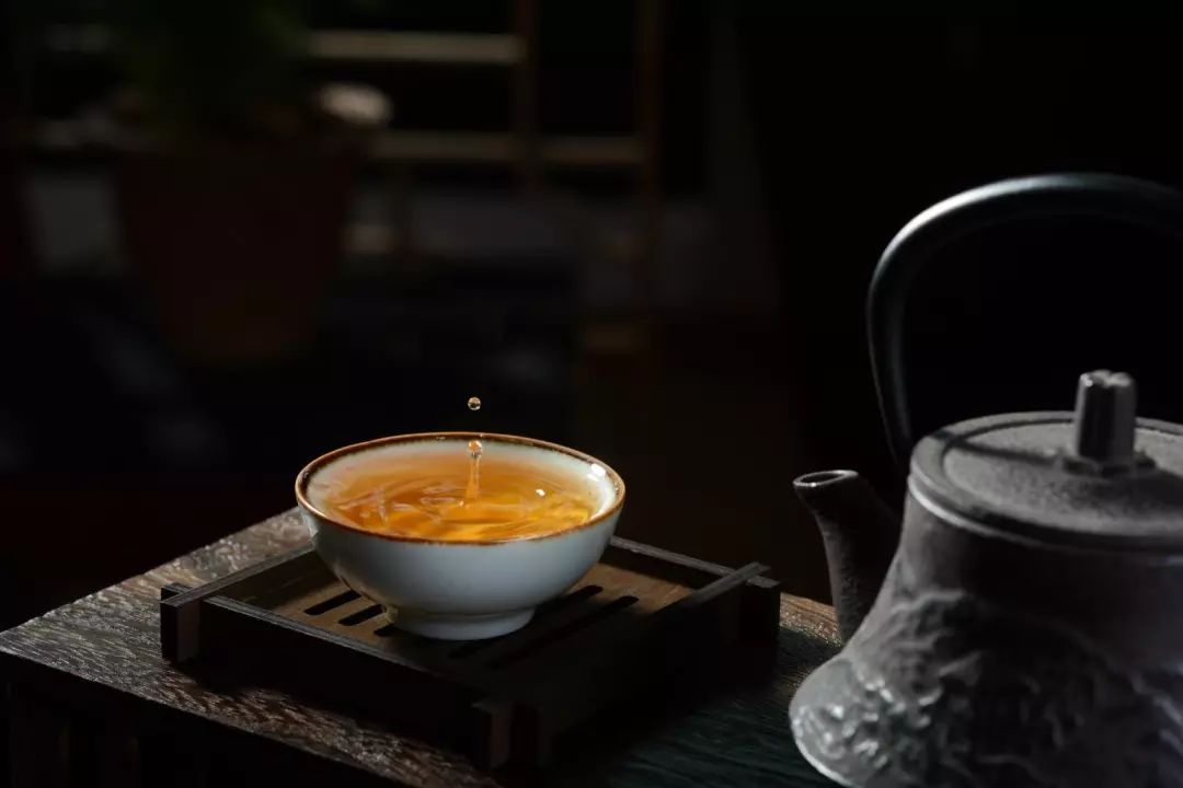 冬天喝什么茶驱寒除湿又暖身,冬天喝上一杯暖身茶