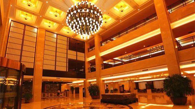 临朐揽翠湖温泉度假村跟团游,临朐温泉揽翠湖旁边酒店