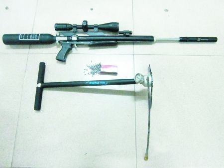 办公室玩枪失手打死同事,玩气枪不慎死亡