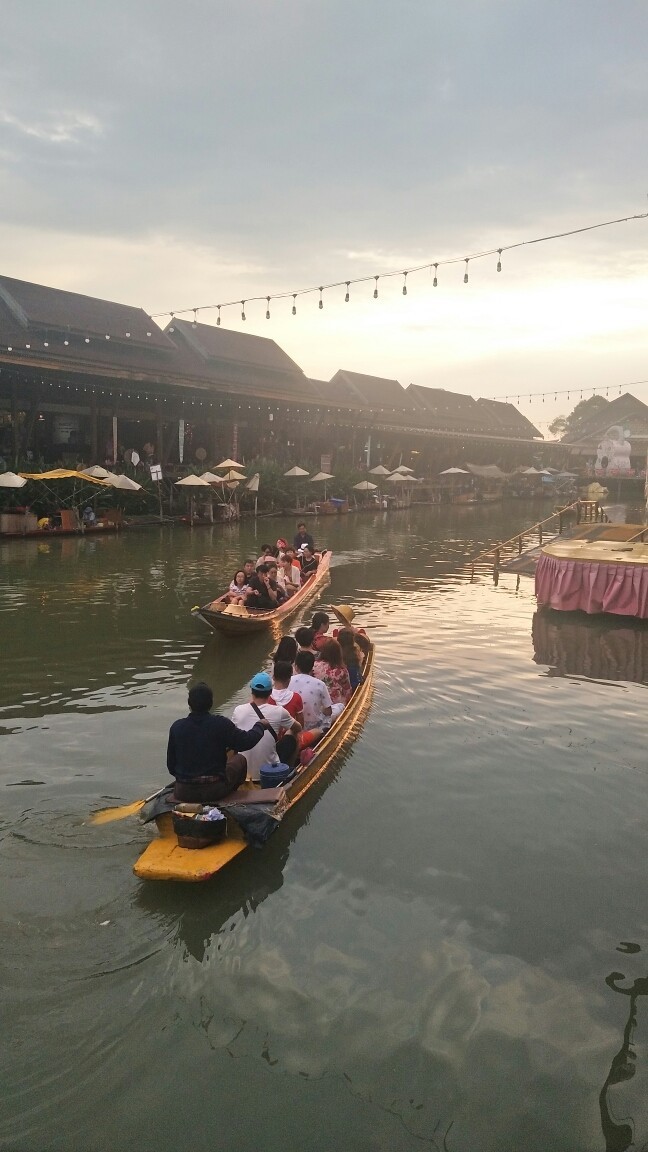 在泰国和泰国人对话,在泰国旅游怎么沟通