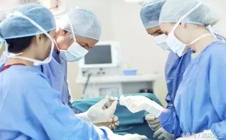 她有痛经炎症、子宫肌瘤病，曾无缘当妈妇科疾病不注意会终身后悔