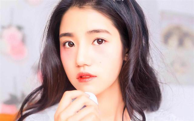 太敏感的人会胡思乱想,感情里最经常胡思乱想的三大星座