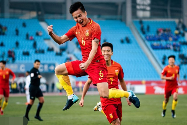 u23亚洲杯国足对乌兹别克斯坦,马宁见证韩国首夺u23