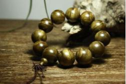 十二星座的幸运色手链 (十二星座的幸运手串)