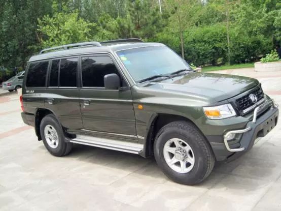 霸道4000和途乐4.0对比买哪个合适,途乐霸道还有什么越野车