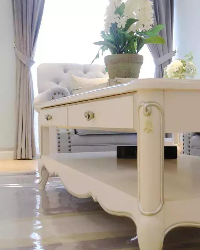 装白色的家具好看吗,装白色的柜子不耐脏吧