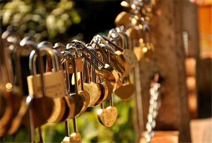 过年去有年味的古镇,2022年适合春节去旅游的年味古镇