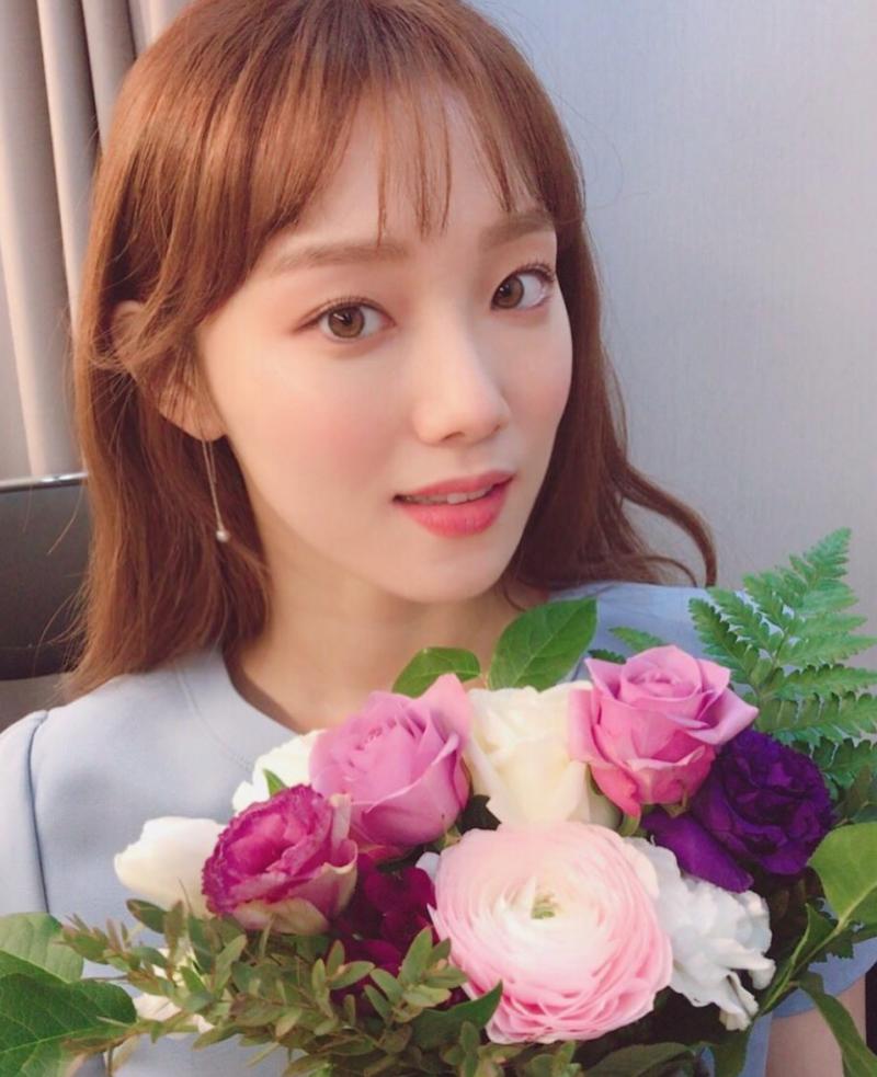 兰芝咬唇妆口红试色,兰芝双色唇膏