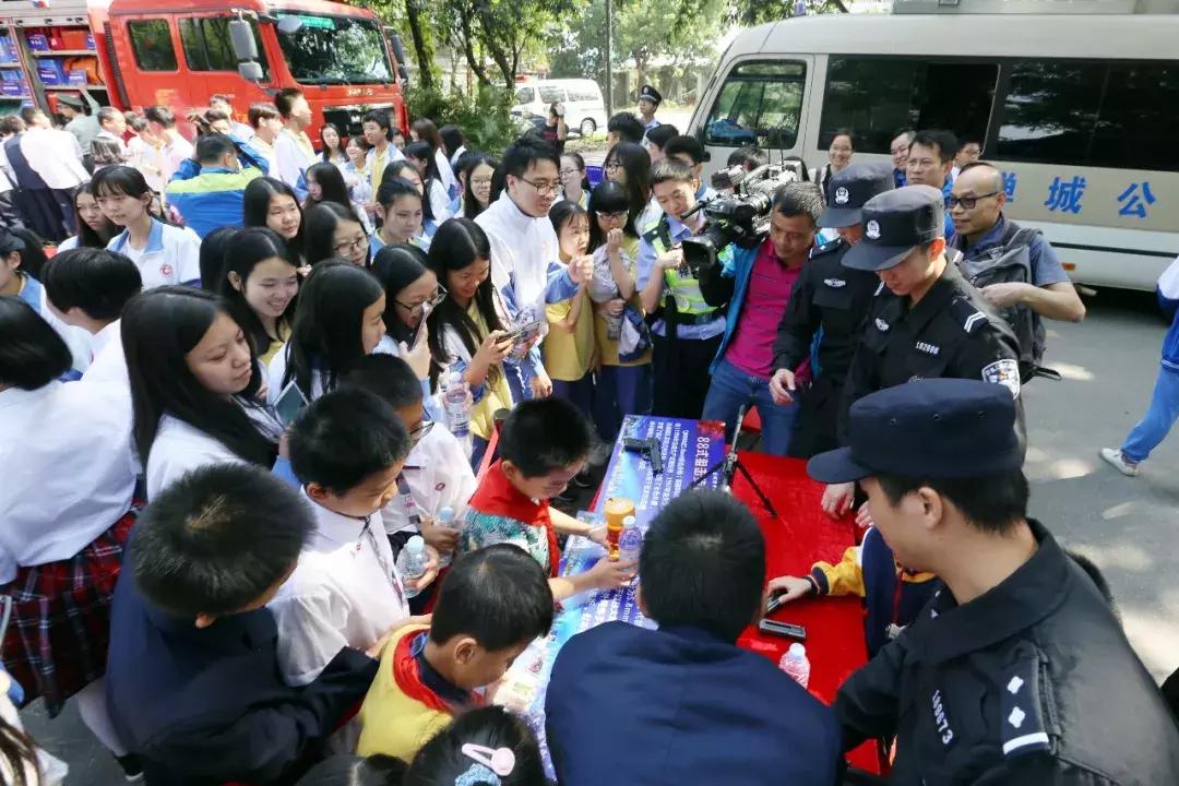 佛山禅城警方获“全国基层公安文化工作示范点”殊荣