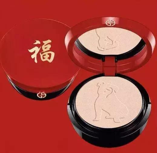 听说除了辣眼睛的狗年限定，还有这些萌到让人控制不住双手的……