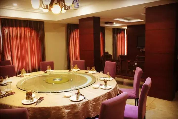 唐苑酒家开发区店,电白荔园酒家