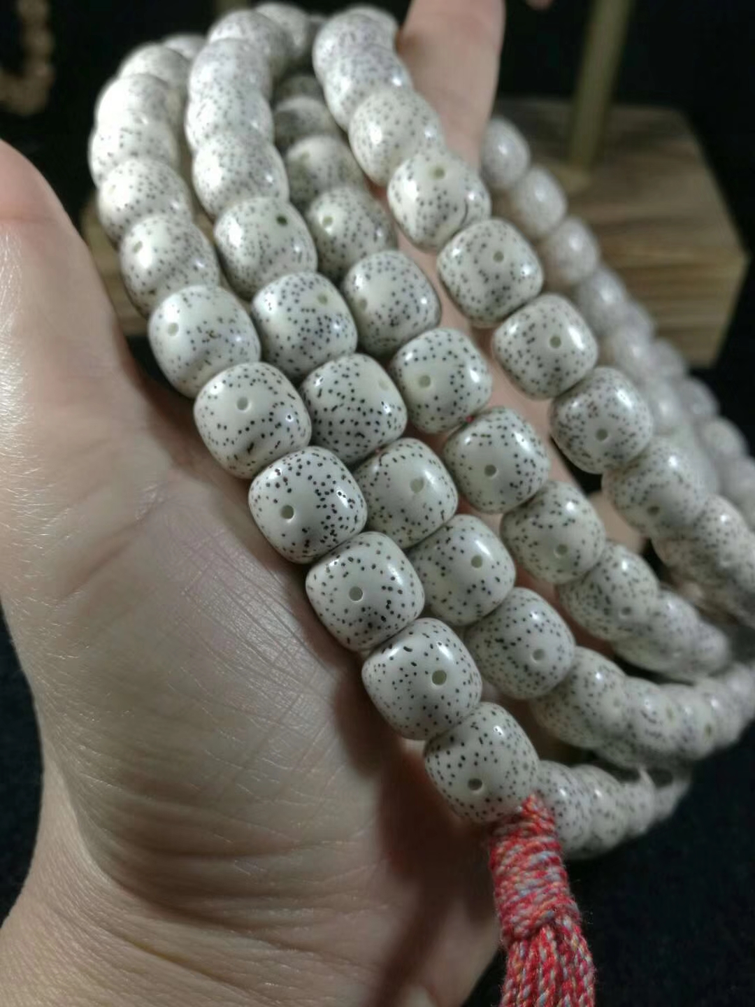 星月菩提尖货,极品星月菩提大留白鸡油黄