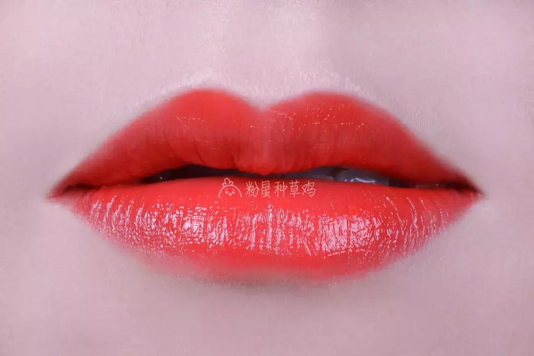 情人节收了一堆礼物,情人节送什么口红香水合适