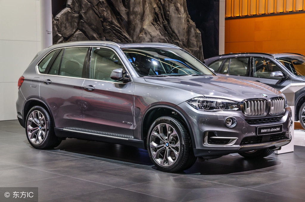 宝马x5如何取消发动机随时启动,2022款宝马x5远程启动怎么操作