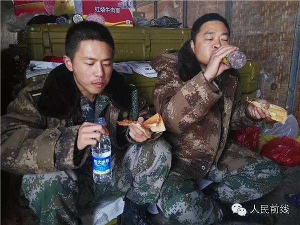 揭秘“军营镖师”:4000公里*火军**押运路如何走?答案超乎想象