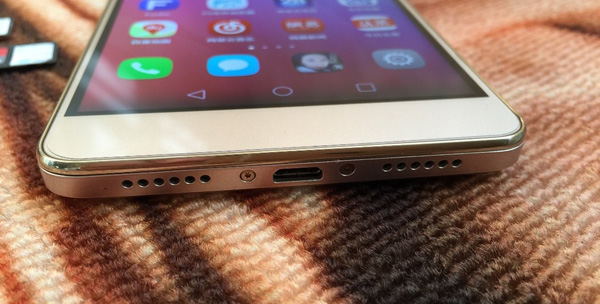 千元机排行荣耀畅玩6x,高品质千元5g手机荣耀畅玩