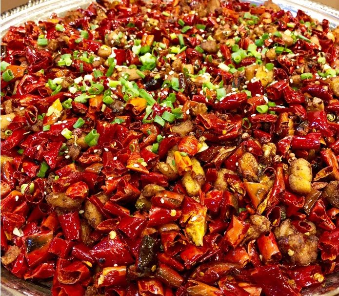 原来好多热门苍蝇馆子的干货，都可以抽真空、当特产带走！