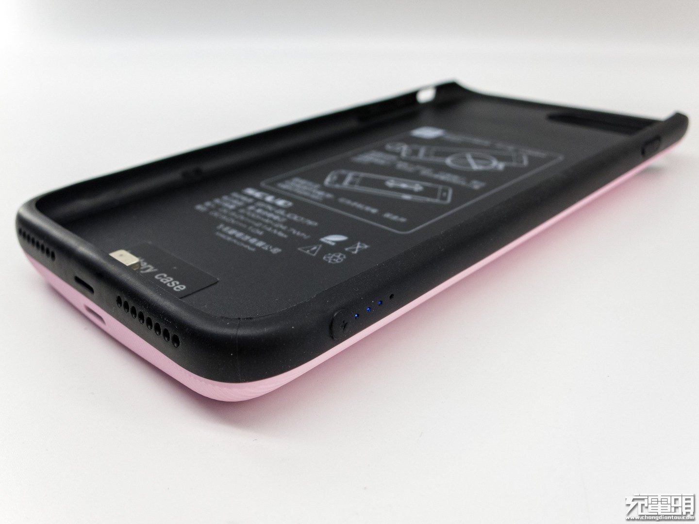 现在手机换电池麻烦,汽车换电池麻烦吗