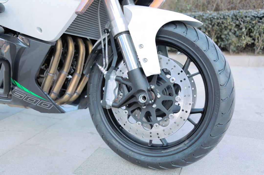 贝纳利黄龙600巡航版测评,贝纳利黄龙600巡航版评测