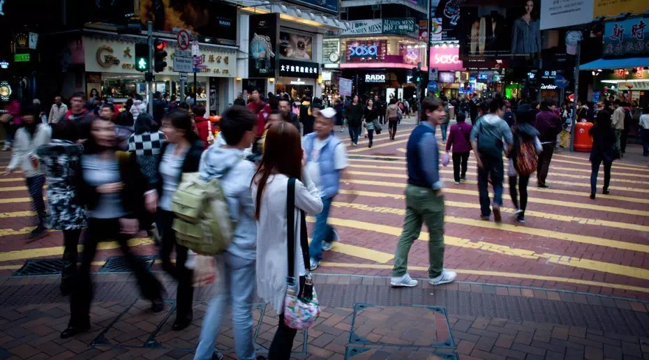 香港扫货须谨慎，勿贪便宜路边看