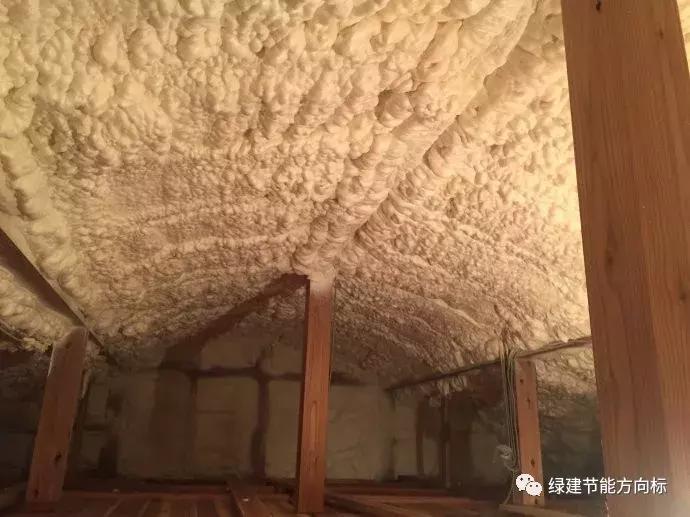 房间里特别冷而且很潮湿如何保温,顶楼冬天太冷怎么做保温