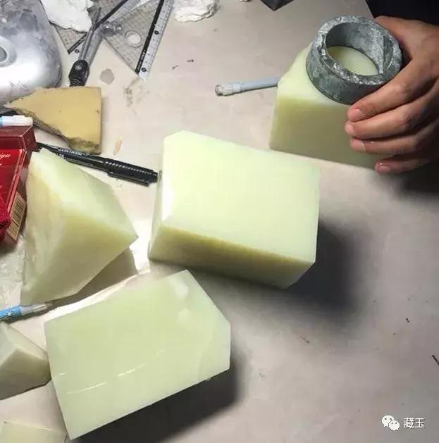 三千多的一口价黄金能卖多少,一千多的一口价黄金大概有多重