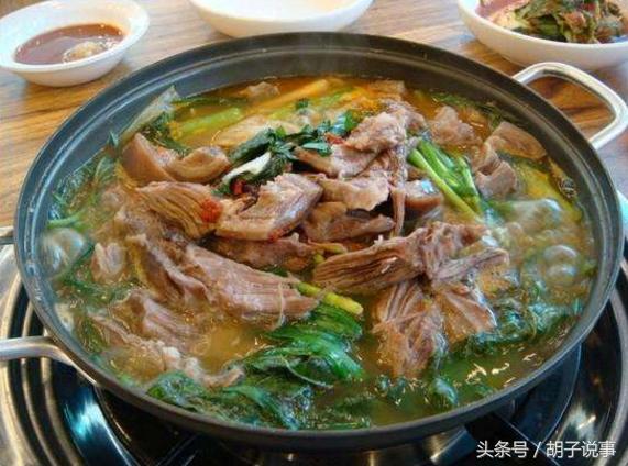 为什么说狗肉滚三滚神仙站不稳,狗肉滚三滚神仙站不稳英语