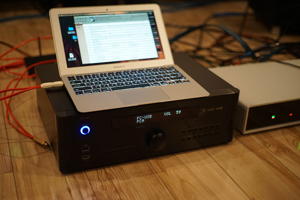 先看电影再吃鸡！英国路遥RotelRSP-1576家庭影院功放试用