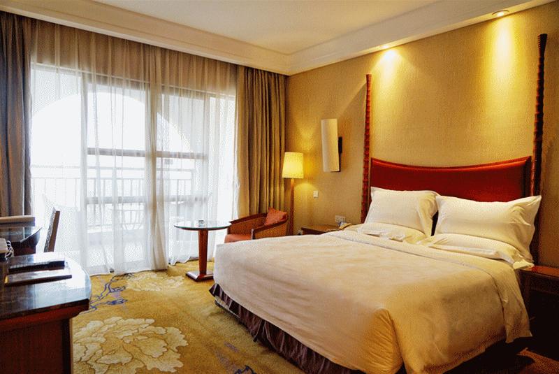 死海景区泡温泉,死海漂浮汤泉