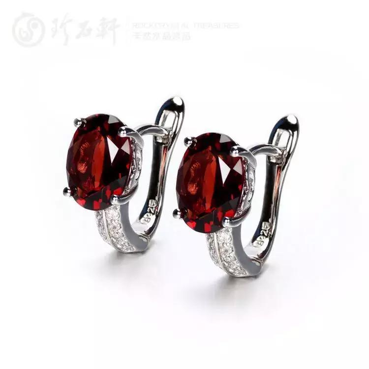 刚认识的女生情人节送什么礼物,情人节女朋友创意礼物