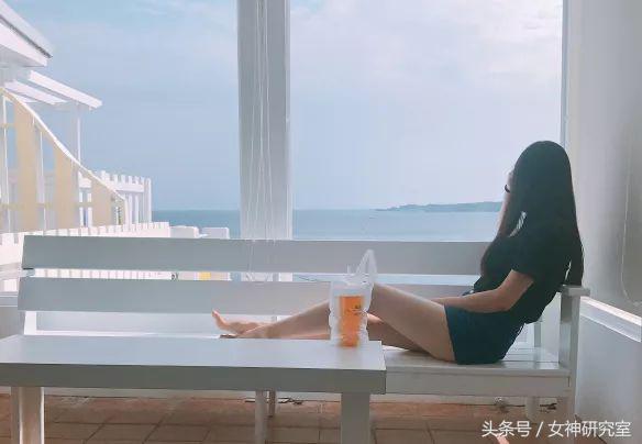 白领们一发工资就找她代购奢侈品,月光族真是伤不起