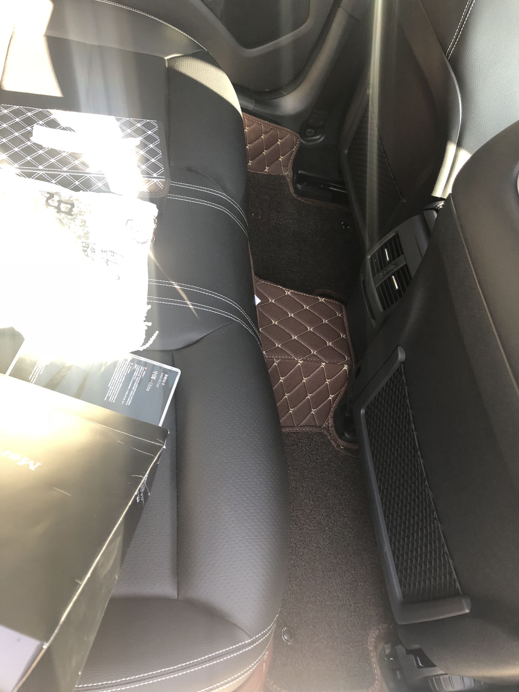 17款奔驰gla200动感还值多少钱,奔驰gla200动感对比宝马3系