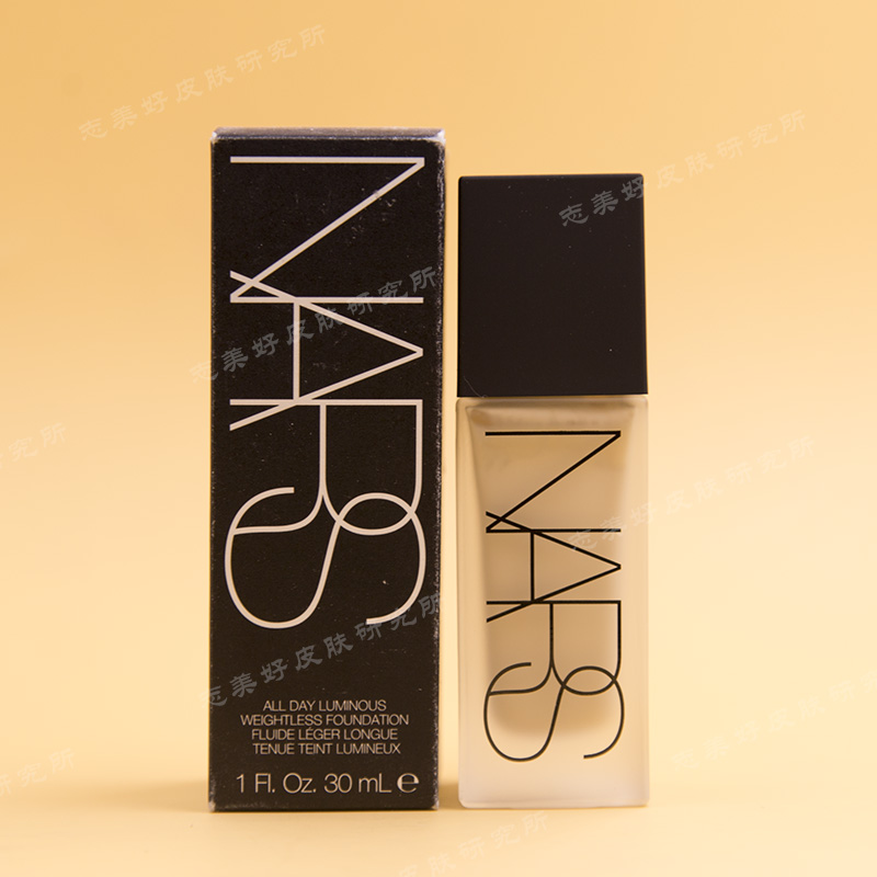 适合任何肤质的平价粉底液,打造自然好皮肤的底妆