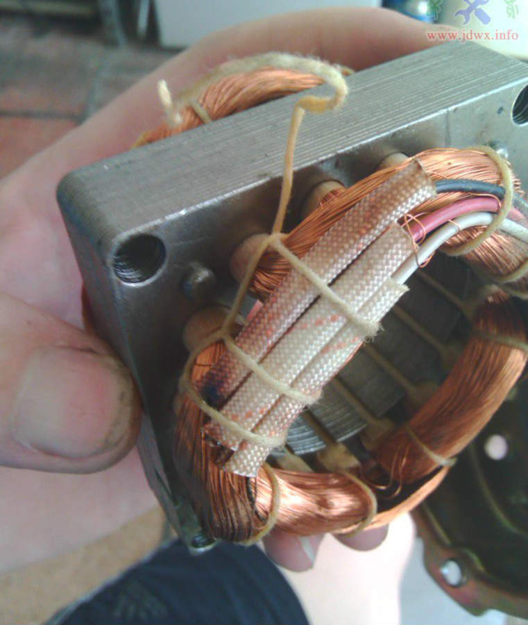 电风扇上轴承坏了怎么修理,电风扇轴承卡死用什么机油