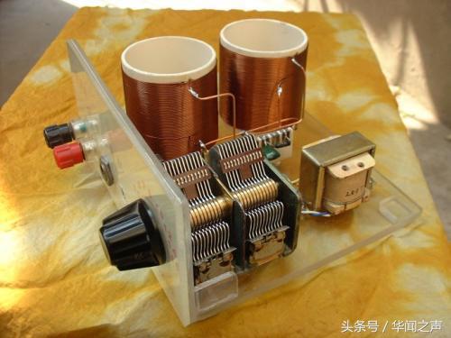 奇闻解密：工地吊车没有喇叭，为什么可以当作收音机