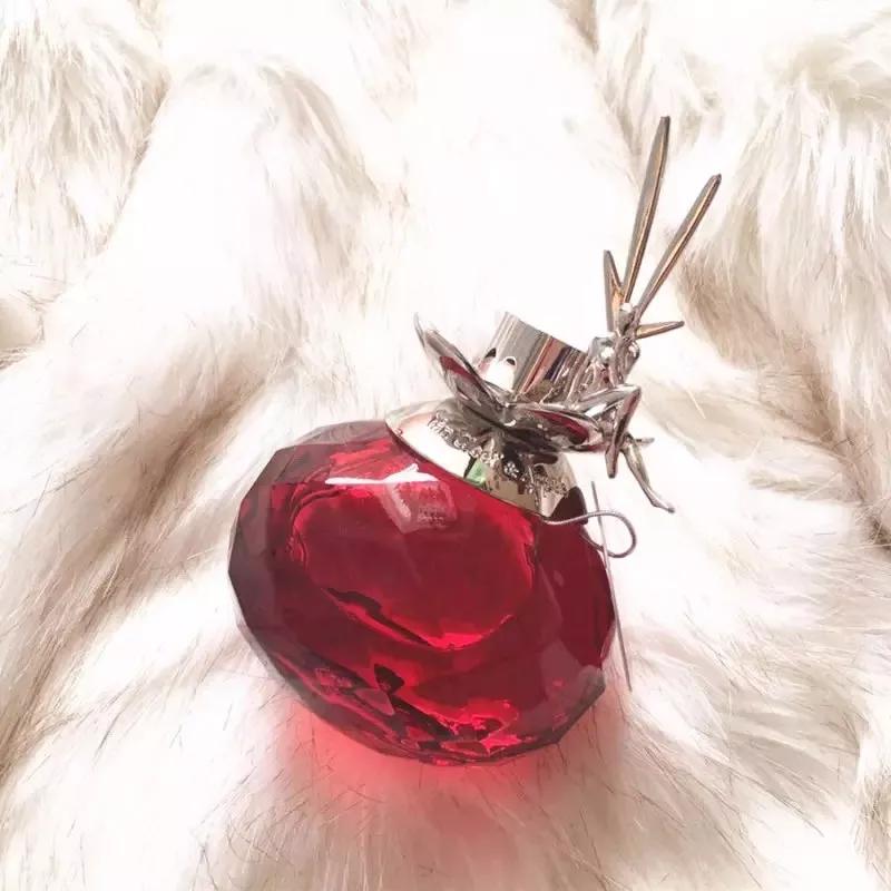 大年初一拜年发烟,大年初一喷迪奥香奈儿