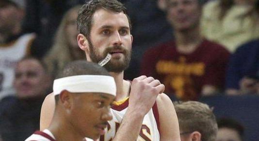 毒瘤？闪电侠惨遭交易并非没有原因，原来他才是骑士矛盾制造者