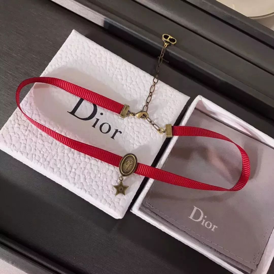 狗年限定,哪家的狗最吸引小仙女注意?万里挑一丨品臻